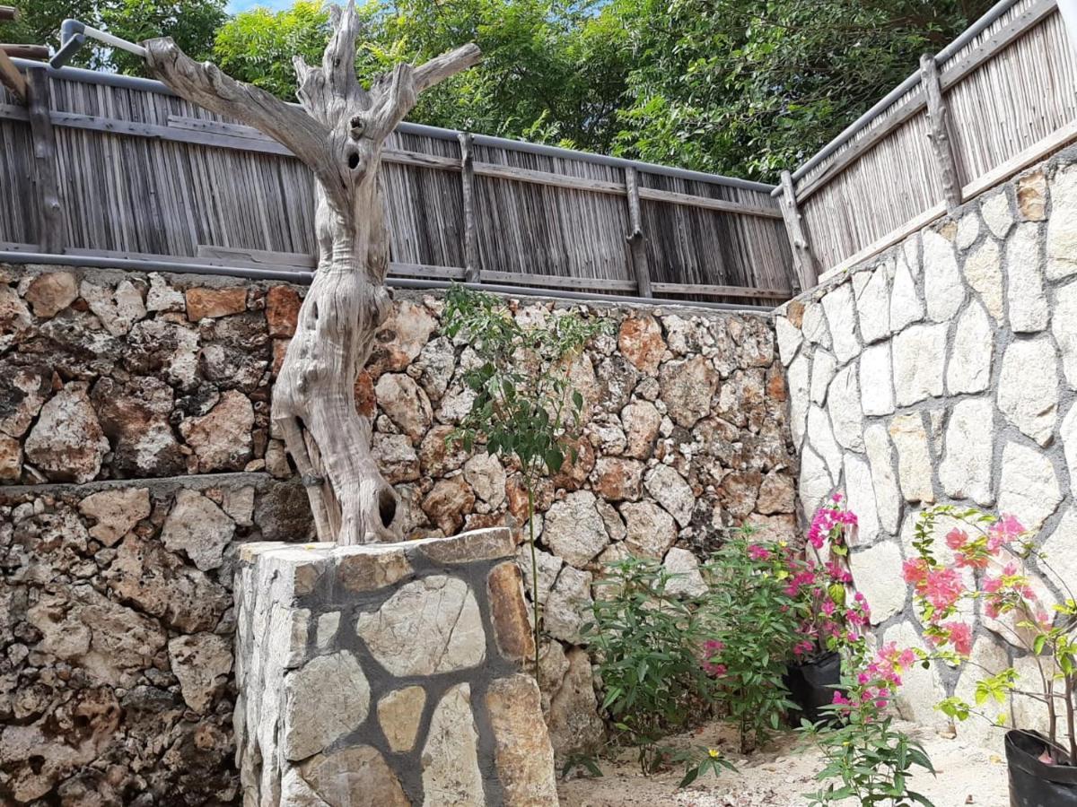 נמבראלה Mulia Bungalows מראה חיצוני תמונה